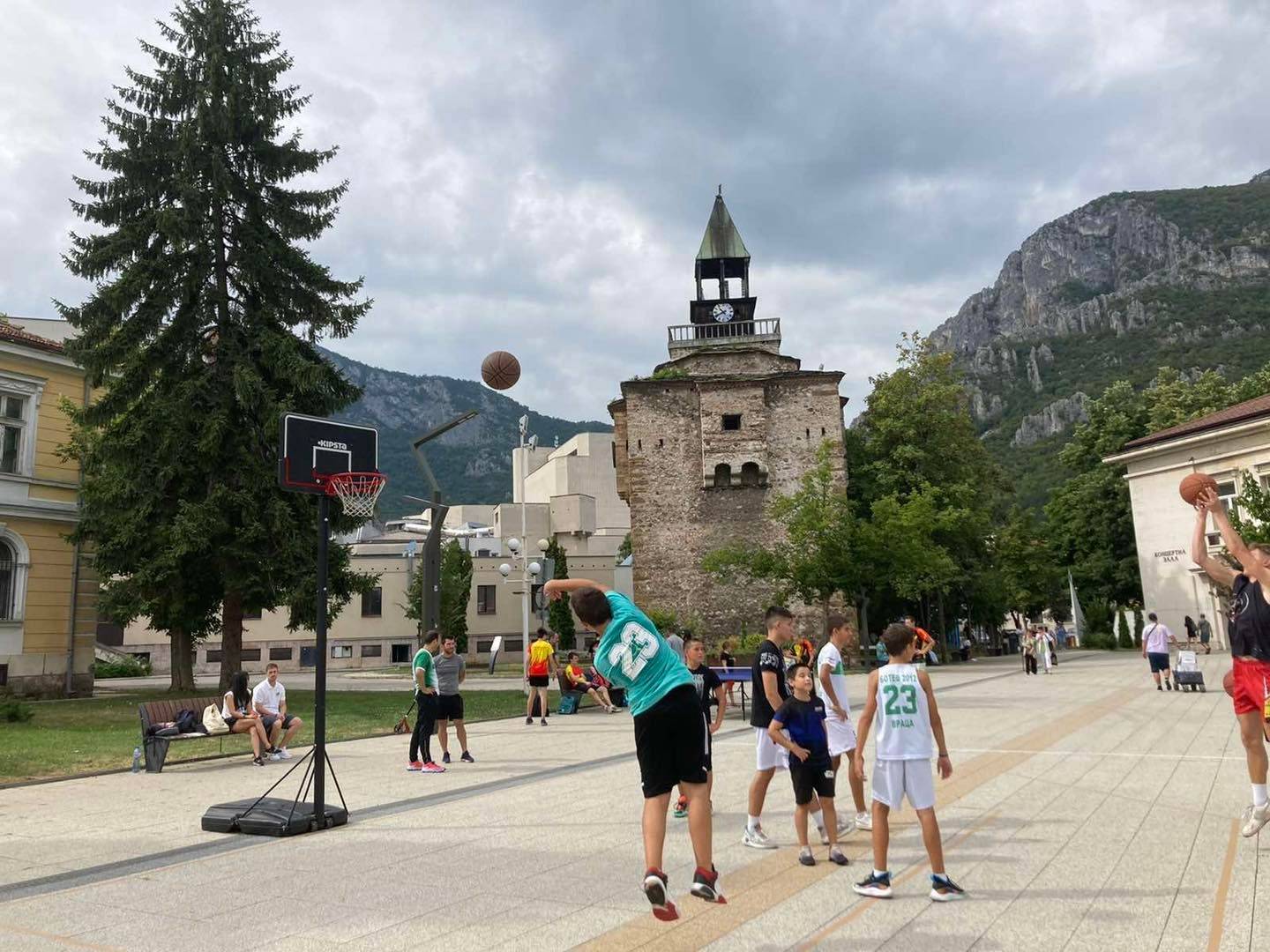  Отбелязаха Деня на младежта във Враца 